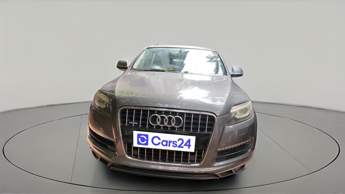 2011 Audi Q7 3.0 TDI QUATTRO, Diesel, Automatic, 1,14,984 km, exterior