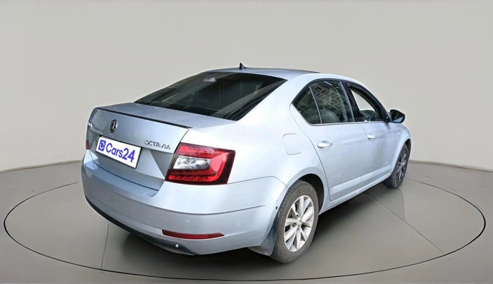 2017 Skoda Octavia L&K 1.8 TSI AT, Petrol, Automatic, 1,22,616 km, exterior