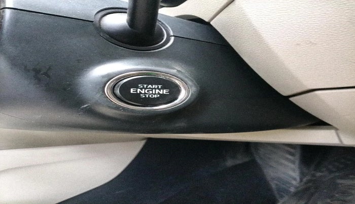 2017 Skoda Octavia L&K 1.8 TSI AT, Petrol, Automatic, 1,22,616 km, interior