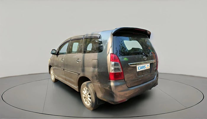 2012 Toyota Innova VX 2.5 7 STR, Diesel, Manual, 2,02,074 km, exterior