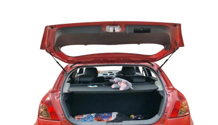 2011 Maruti Swift VXI, Petrol, Manual, 33,697 km, exterior