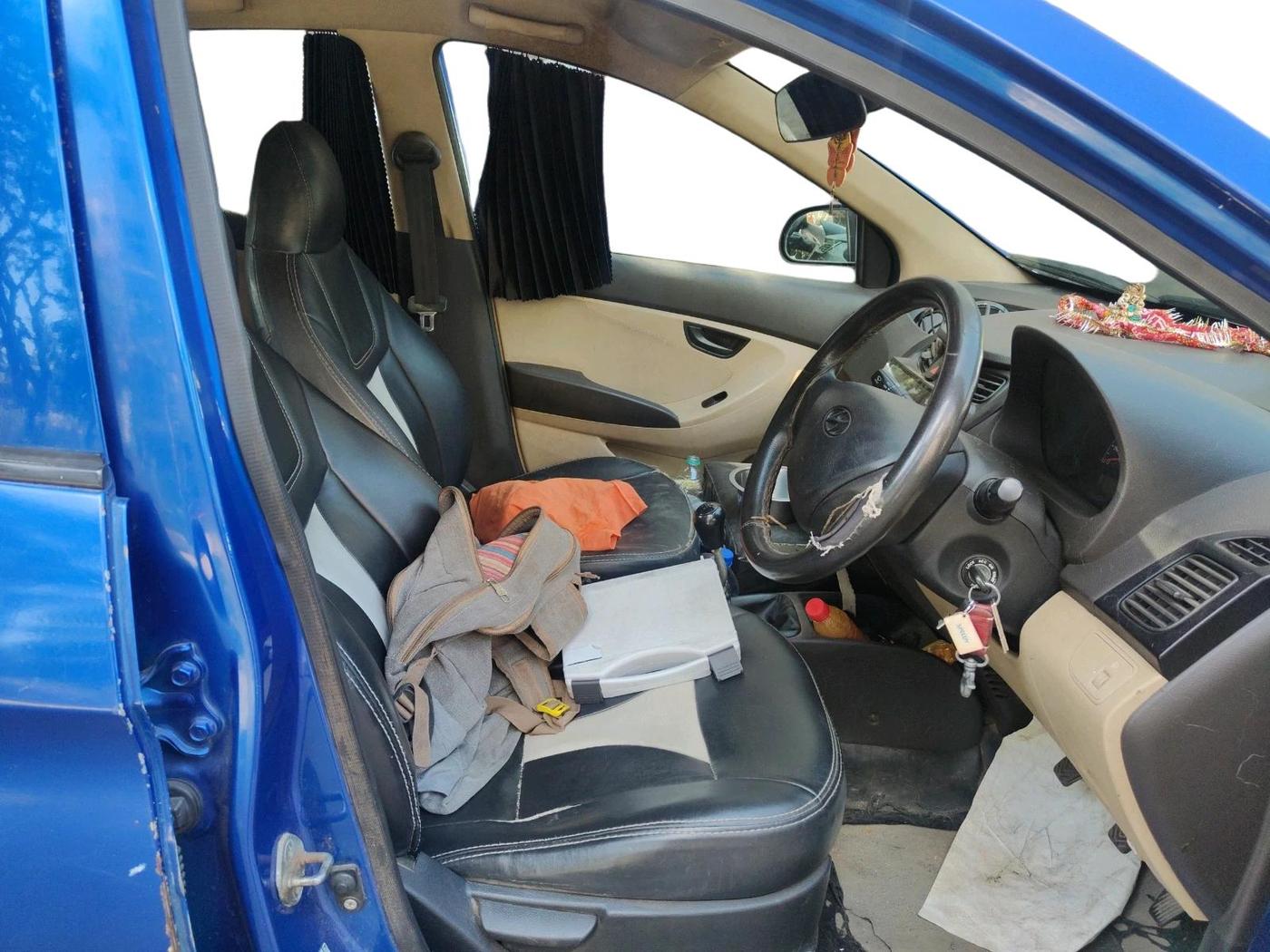 2013 Hyundai Eon ERA +, Petrol, Manual, 71,780 km, interior