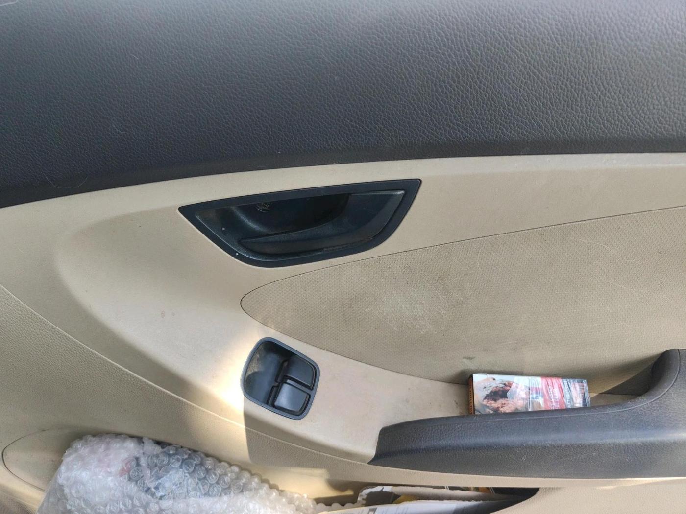 2013 Hyundai Eon ERA +, Petrol, Manual, 71,780 km, interior
