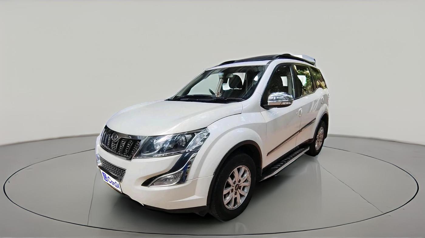 2015 Mahindra XUV500 W10, Diesel, Manual, 1,26,812 km, exterior