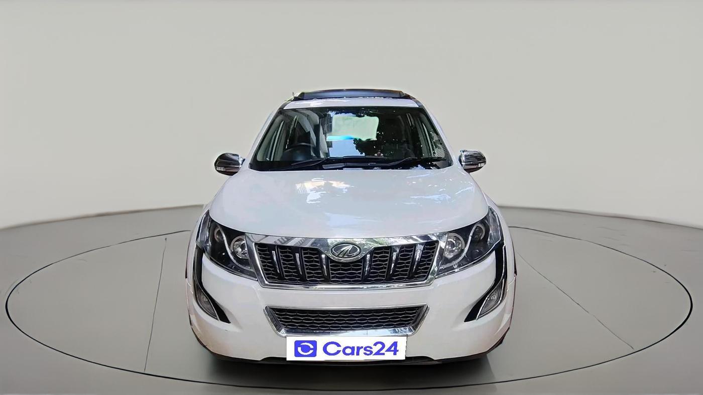 2015 Mahindra XUV500 W10, Diesel, Manual, 1,26,812 km, exterior
