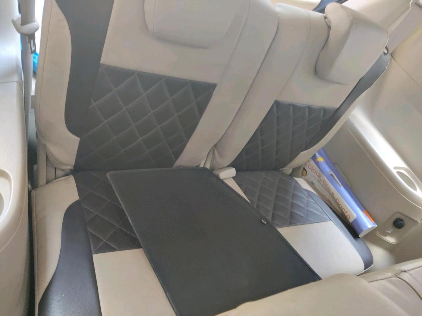 2019 Maruti Ertiga ZXI+ SHVS, CNG, Manual, 92,958 km, interior