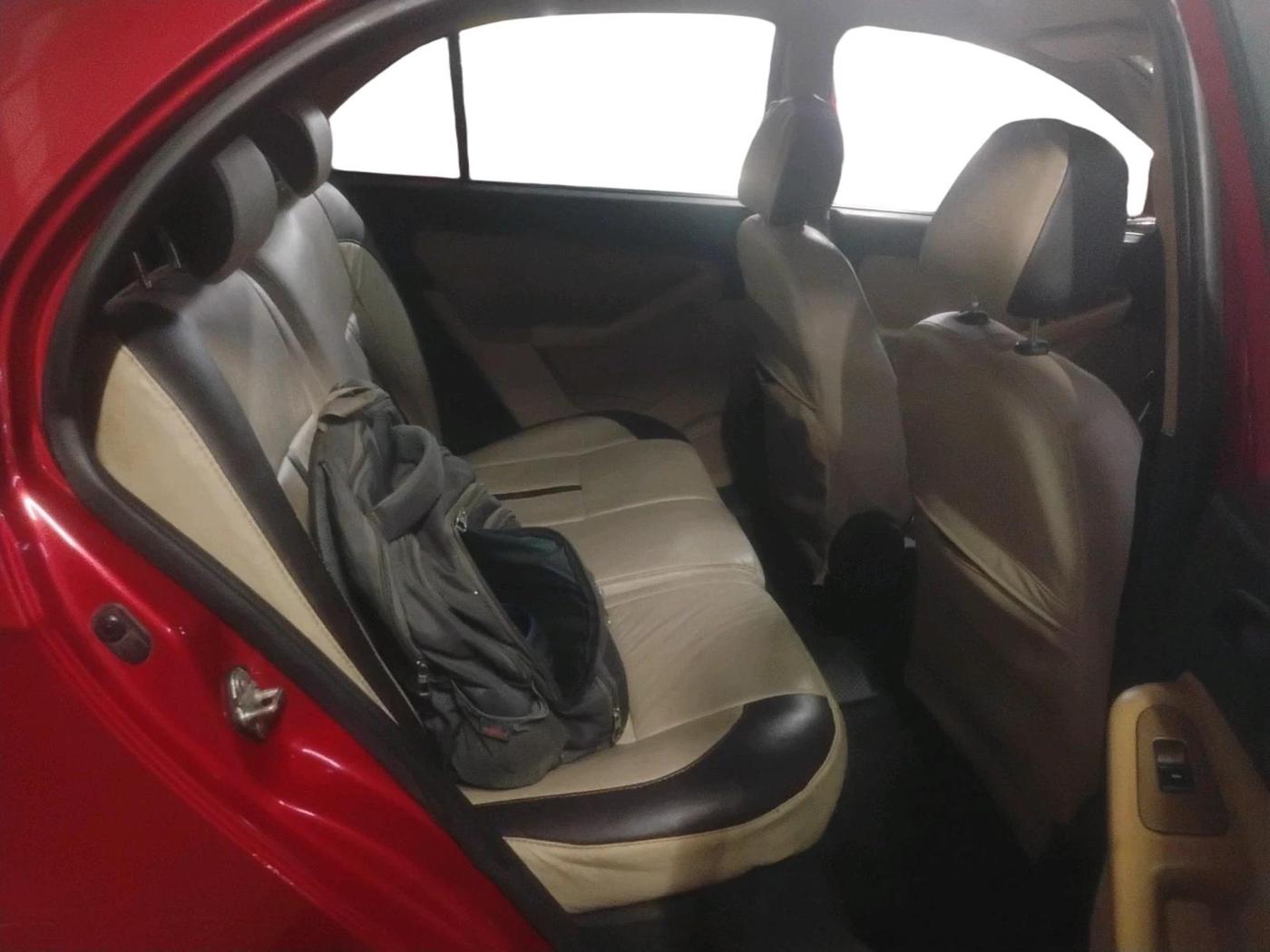 2012 Tata Indica Vista VX QUADRAJET, Diesel, Manual, 56,943 km, interior