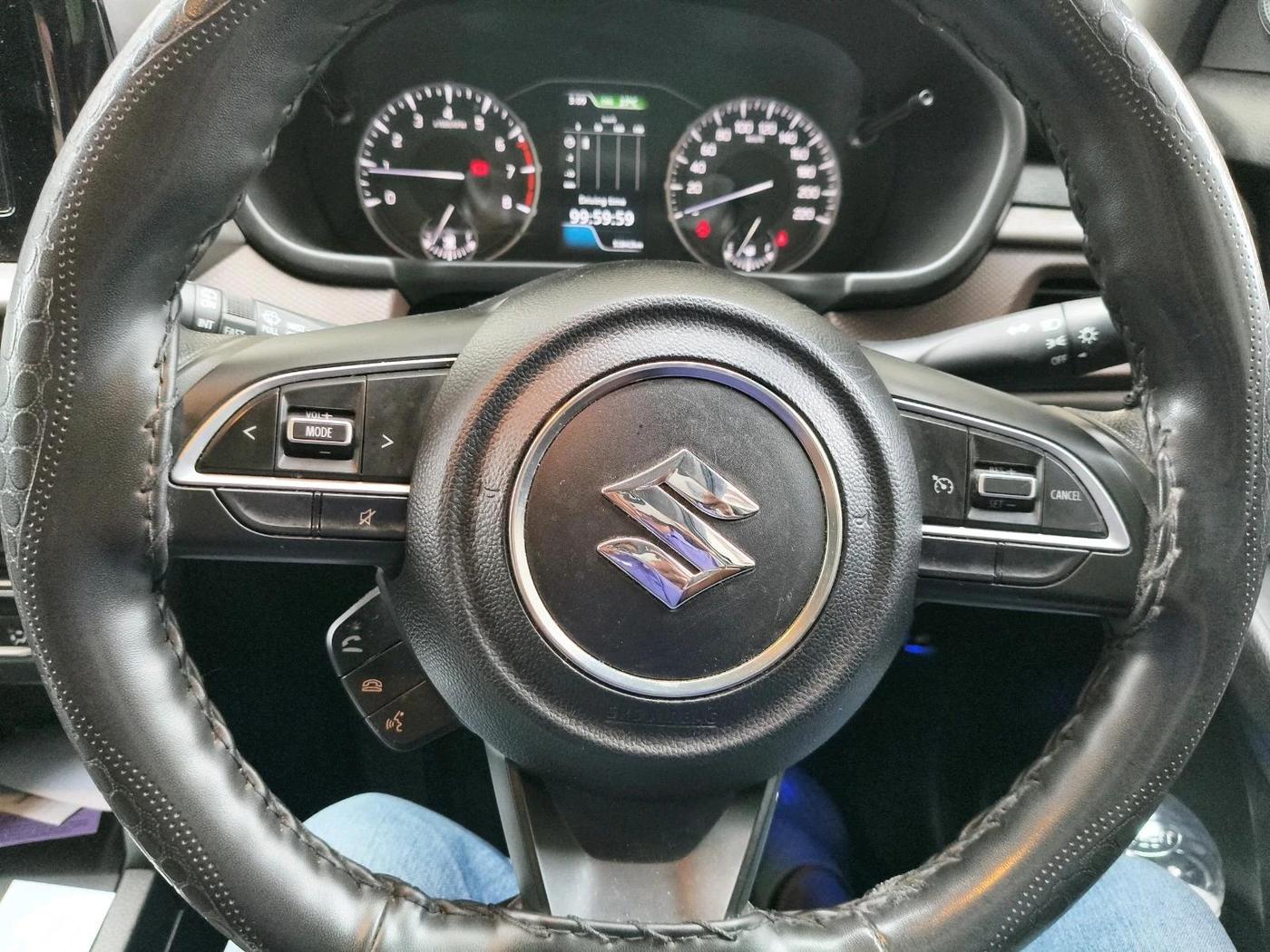 2023 Maruti BREZZA ZXI S-CNG, CNG, Manual, 52,842 km, interior