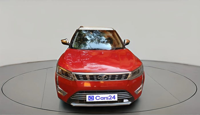 2021 Mahindra XUV300 W8(O) 1.2 PETROL DUAL TONE, Petrol, Manual, 74,998 km, exterior