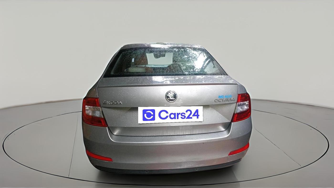 2016 Skoda Octavia STYLE PLUS AT 1.8 TSI, Petrol, Automatic, 61,994 km, exterior
