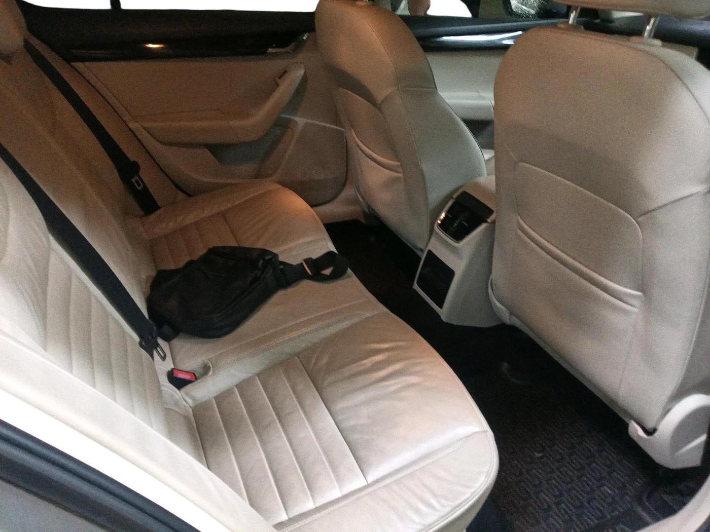 2016 Skoda Octavia STYLE PLUS AT 1.8 TSI, Petrol, Automatic, 61,994 km, interior