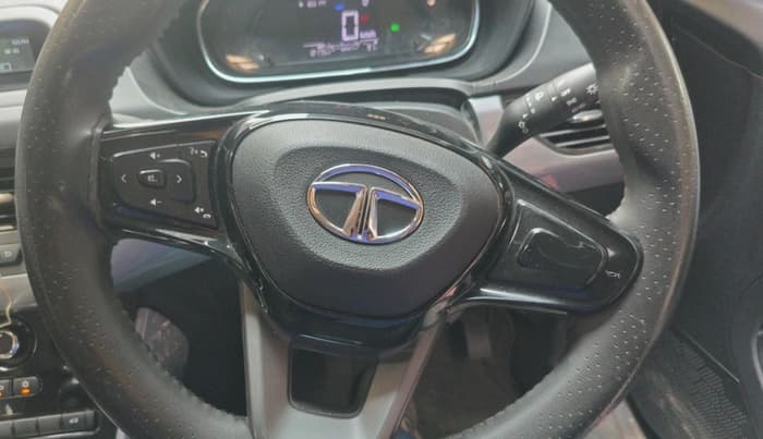 2023 Tata NEXON XM SUNROOF PETROL, Petrol, Manual, 12,175 km, interior