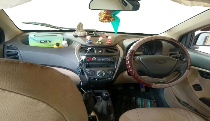 2014 Hyundai Eon ERA +, Petrol, Manual, 16,558 km, interior