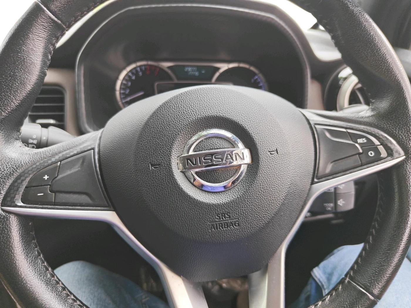 2020 Nissan Kicks XV PREMIUM (O) TURBO 1.3 DUAL TONE, Petrol, Manual, 23,077 km, interior