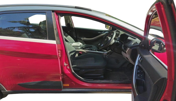 2018 Tata NEXON XZ PLUS PETROL, Petrol, Manual, 43,086 km, interior