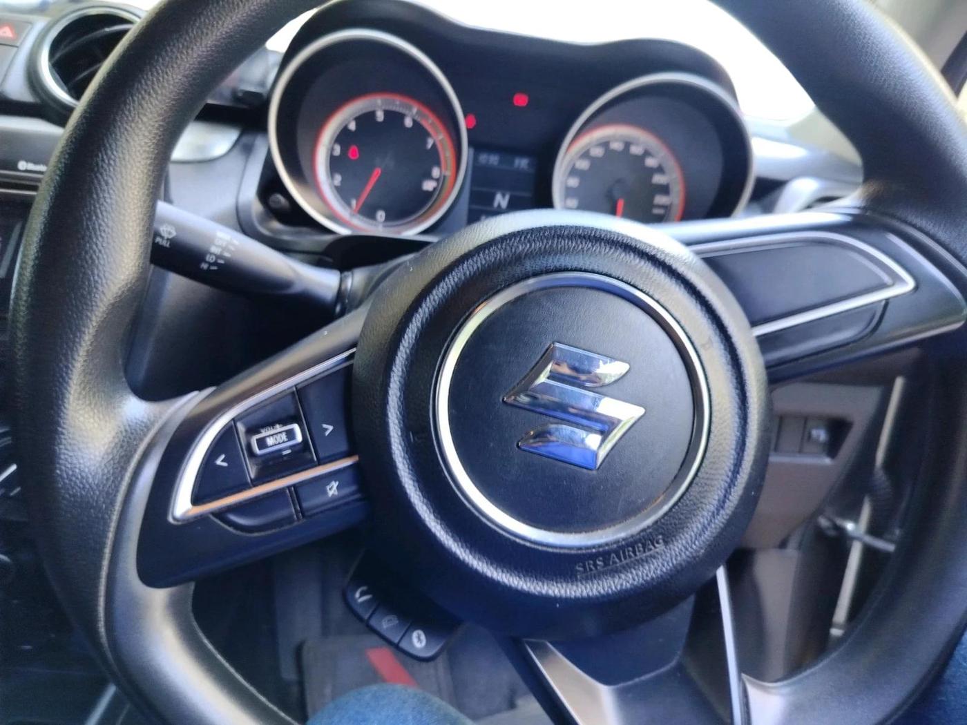 2019 Maruti Swift VXI AMT, Petrol, Automatic, 53,895 km, interior