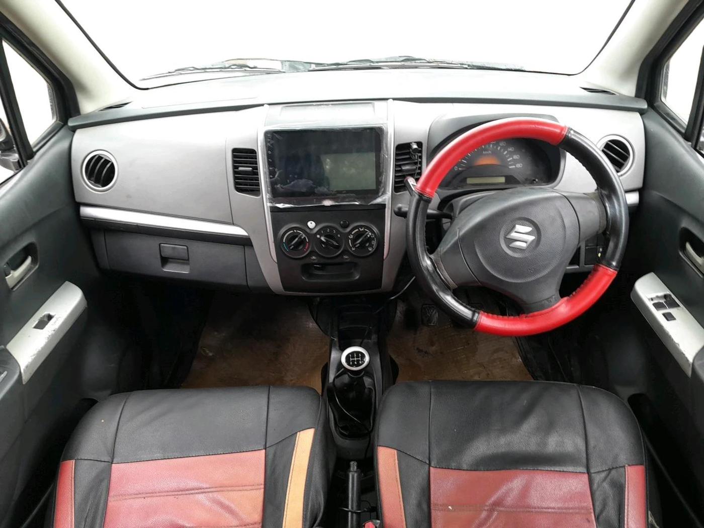 2011 Maruti Wagon R 1.0 LXI CNG, CNG, Manual, 1,37,193 km, interior