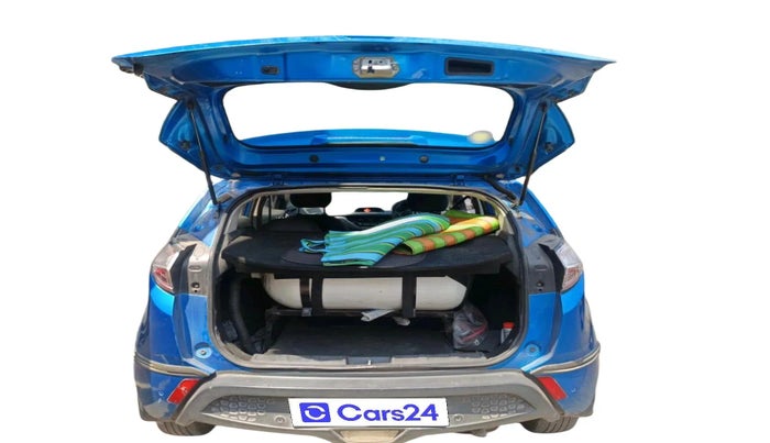2019 Tata NEXON XM PETROL, CNG, Manual, 76,069 km, exterior