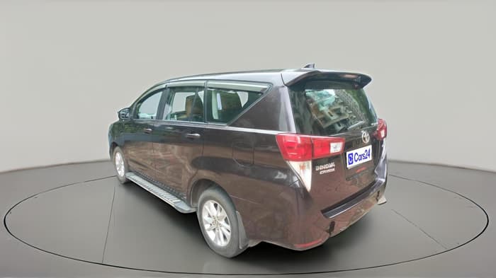2017 Toyota Innova Crysta 2.4 GX 8 STR, Diesel, Manual, 45,180 km, exterior