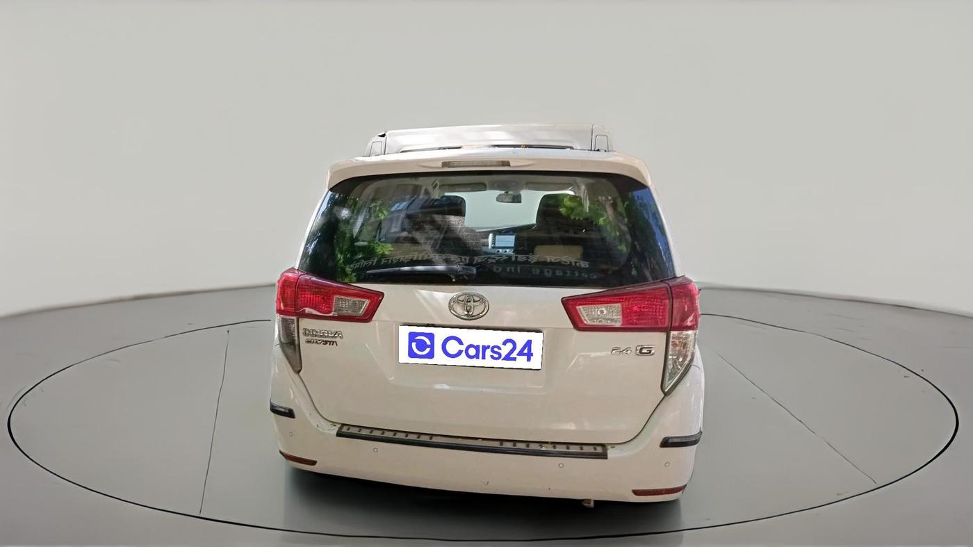 2022 Toyota Innova Crysta 2.4 GX AT 7 STR, Diesel, Automatic, 48,795 km, exterior