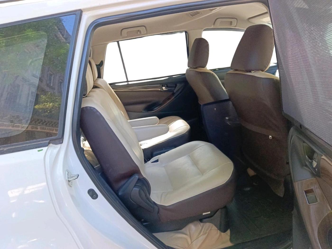 2022 Toyota Innova Crysta 2.4 GX AT 7 STR, Diesel, Automatic, 48,795 km, interior