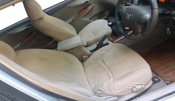 2008 Toyota Corolla Altis G PETROL, Petrol, Manual, 1,40,223 km, interior