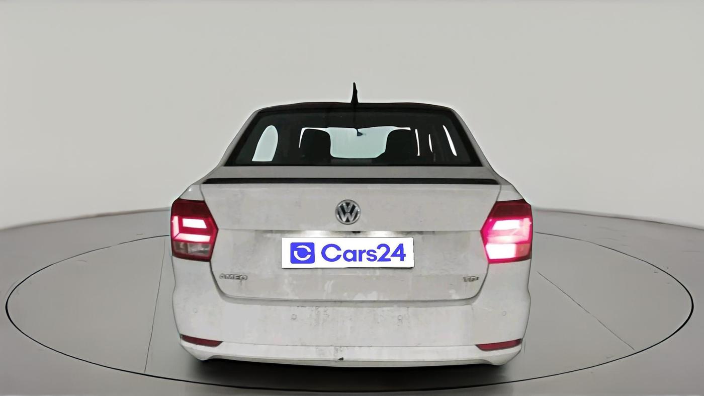 2019 Volkswagen Ameo HIGHLINE PLUS 1.5L AT 16 ALLOY, Diesel, Automatic, 1,10,215 km, exterior