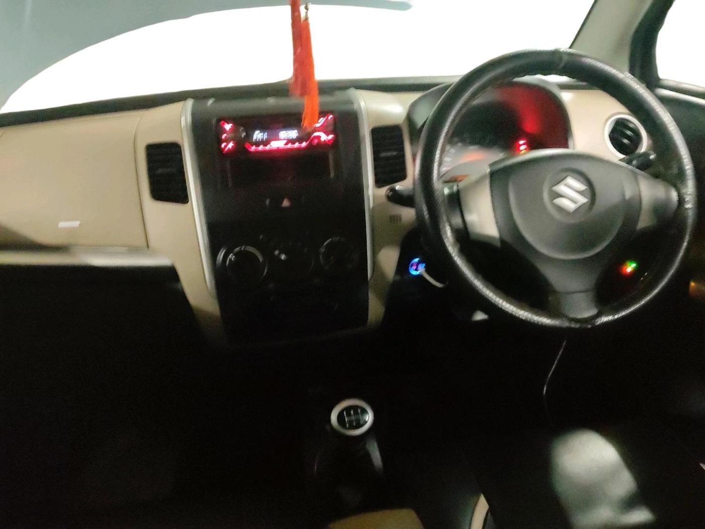 2018 Maruti Wagon R 1.0 LXI CNG, CNG, Manual, 96,655 km, interior