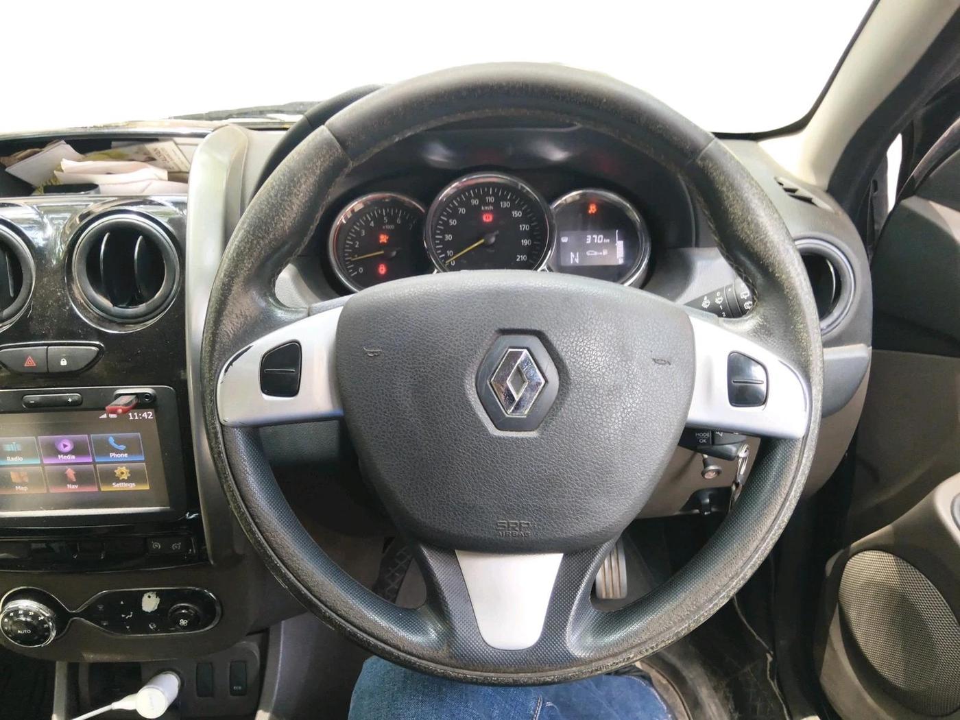 2016 Renault Duster 110 PS RXZ 4X2 AMT DIESEL, Diesel, Automatic, 1,27,566 km, interior