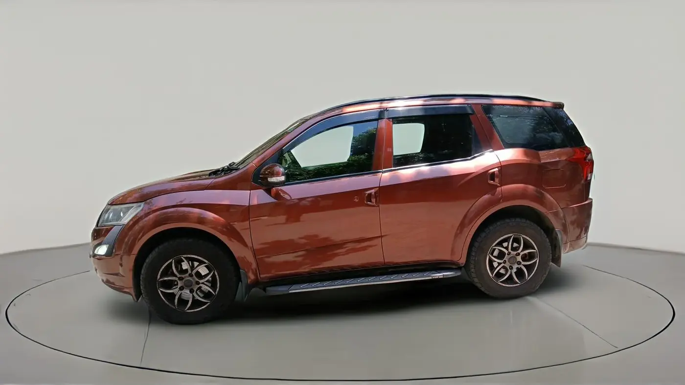 2019 Mahindra XUV500 W5, Diesel, Manual, 98,671 km, exterior