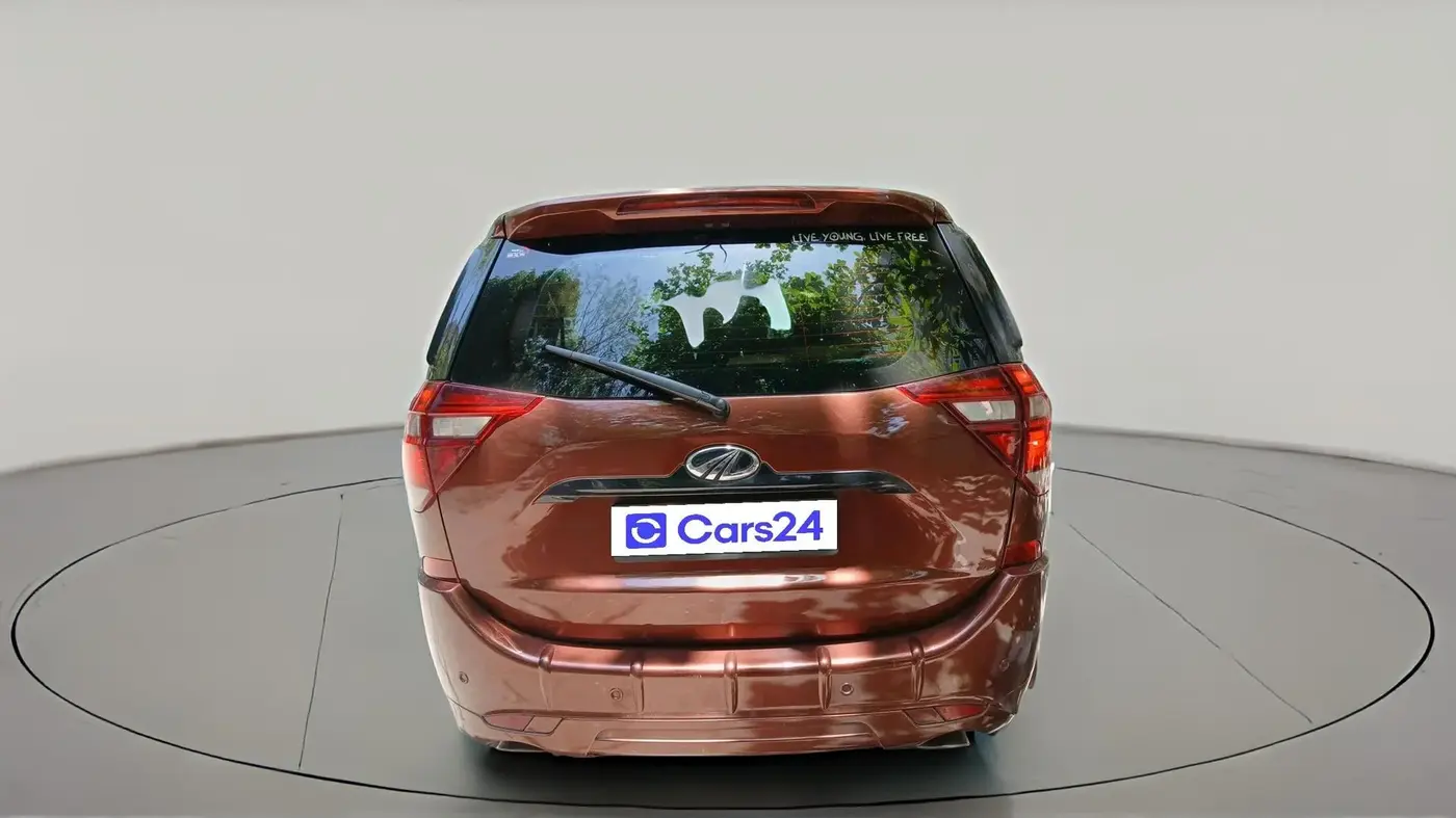 2019 Mahindra XUV500 W5, Diesel, Manual, 98,671 km, exterior