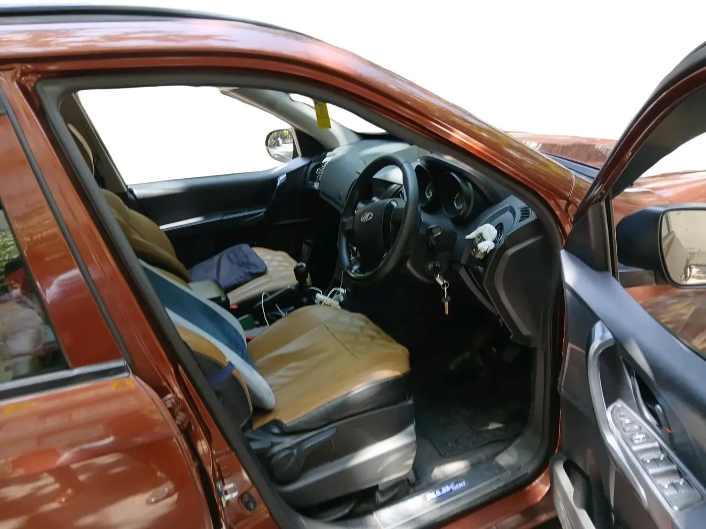 2019 Mahindra XUV500 W5, Diesel, Manual, 98,671 km, interior