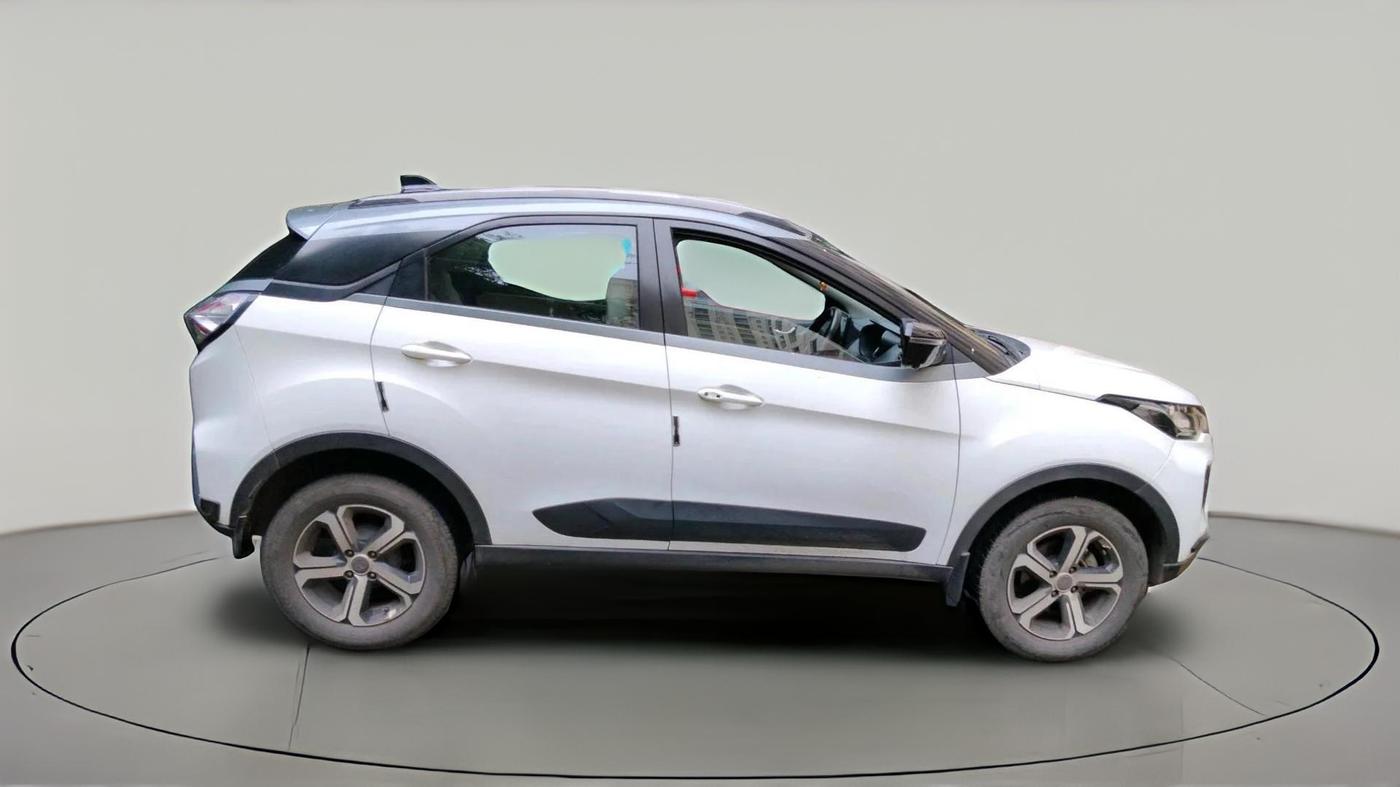 2023 Tata NEXON XZ PLUS LUXURY SUNROOF PETROL, Petrol, Manual, 29,202 km, exterior