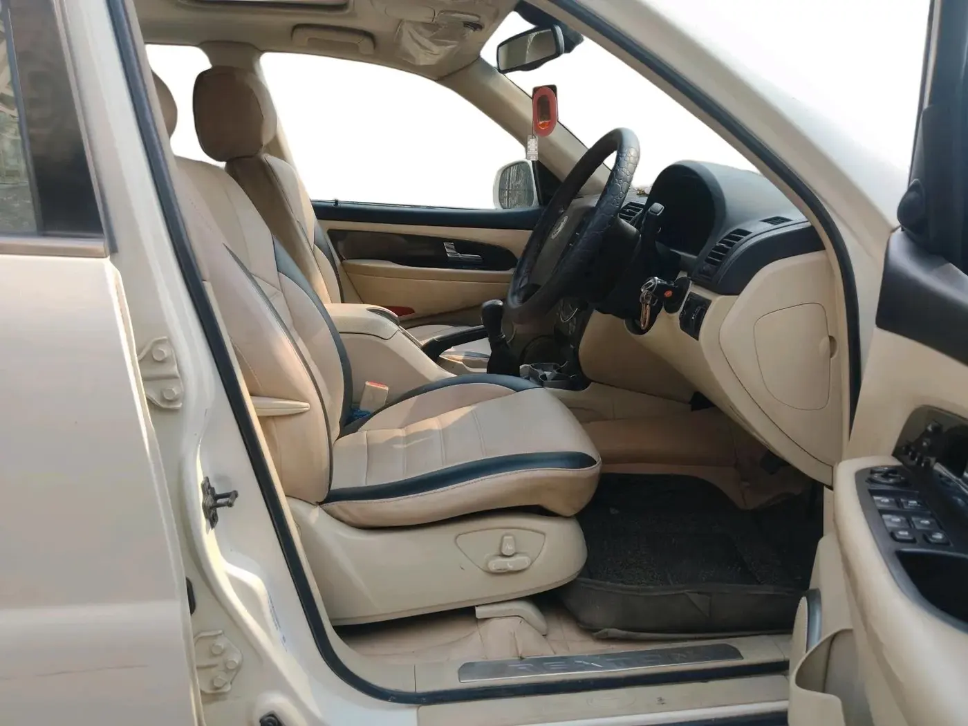 2014 Ssangyong Rexton RX 6, Diesel, Manual, 67,662 km, interior