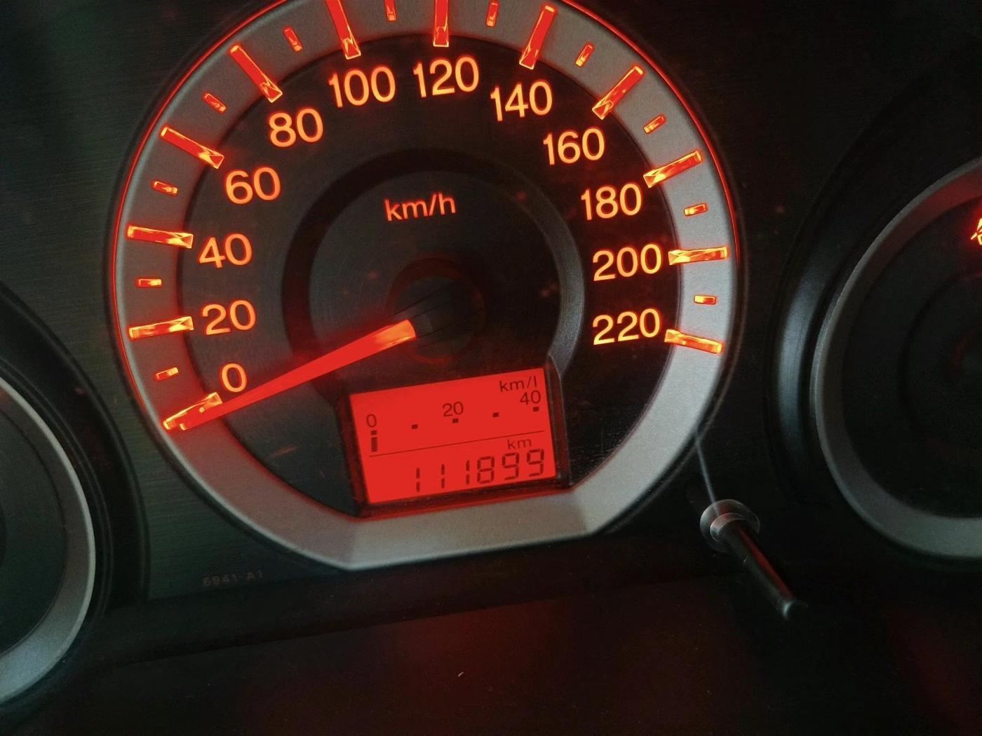2011 Honda City 1.5L I-VTEC V MT, Petrol, Manual, 1,11,899 km, interior