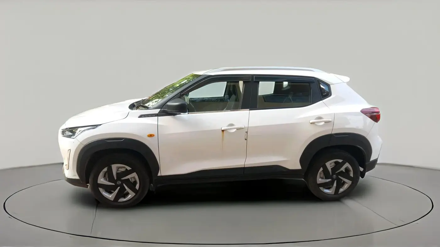 2022 Nissan MAGNITE XE, Petrol, Manual, 26,581 km, exterior