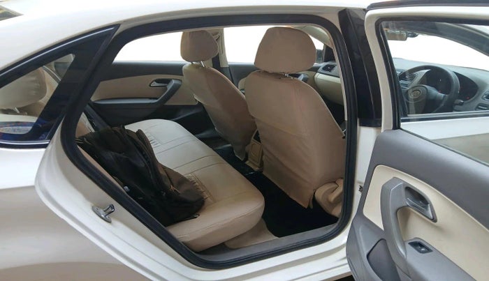 2013 Volkswagen Vento TRENDLINE DIESEL 1.6, Diesel, Manual, 1,55,934 km, interior