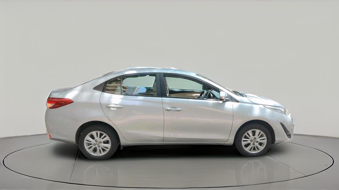 2018 Toyota YARIS V MT, Petrol, Manual, 55,572 km, exterior