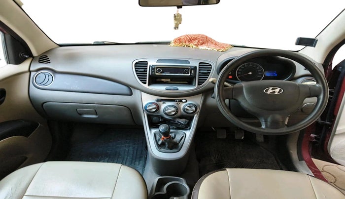 2013 Hyundai i10 MAGNA 1.1, Petrol, Manual, 52,911 km, interior