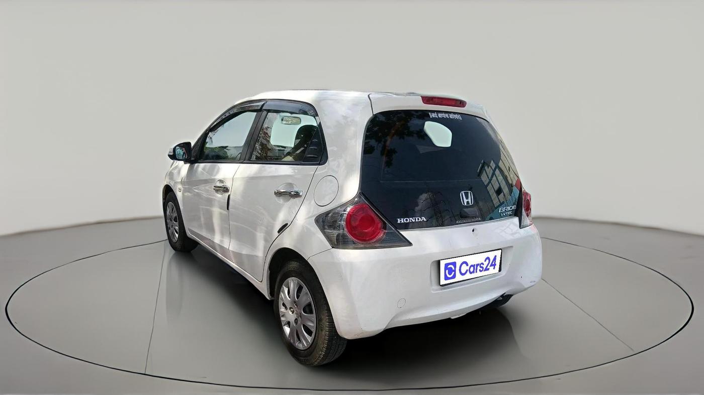 2015 Honda Brio S MT, Petrol, Manual, 50,612 km, exterior