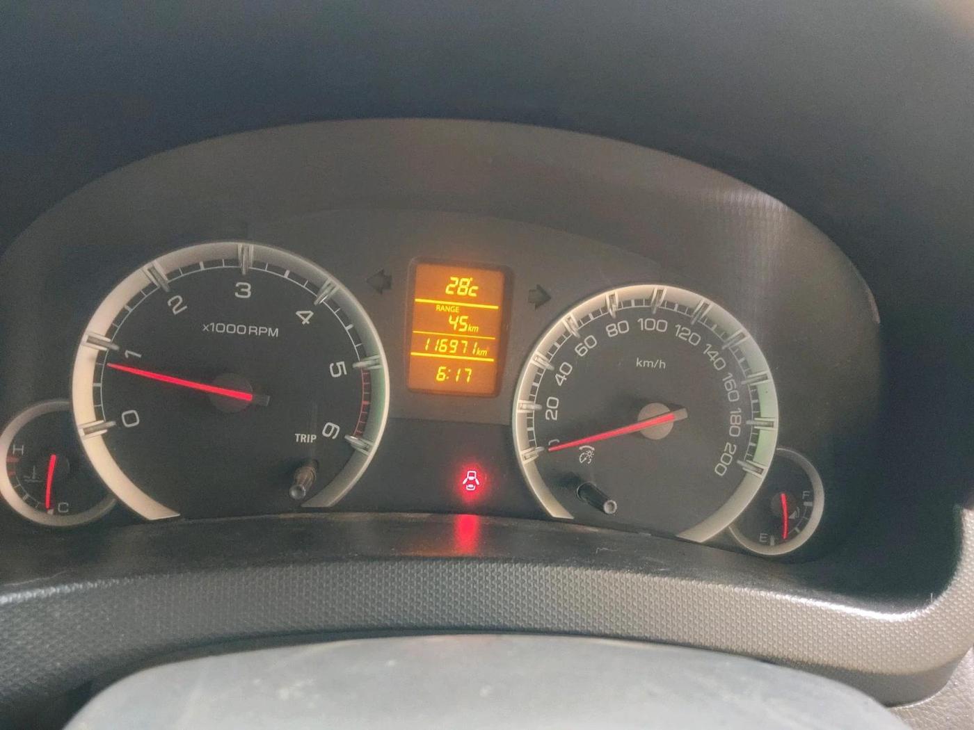 2011 Maruti Swift ZDI, Diesel, Manual, 1,16,971 km, interior
