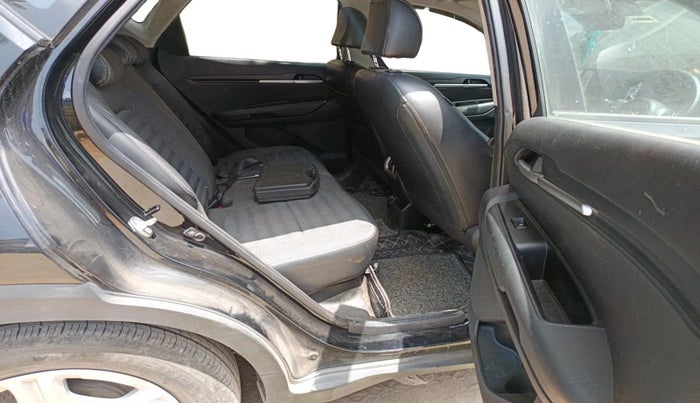 2023 KIA SONET HTK PLUS 1.2, Petrol, Manual, 30,513 km, interior