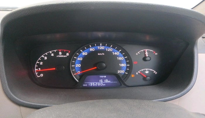 2016 Hyundai Xcent S 1.1 CRDI, Diesel, Manual, 1,35,280 km, interior