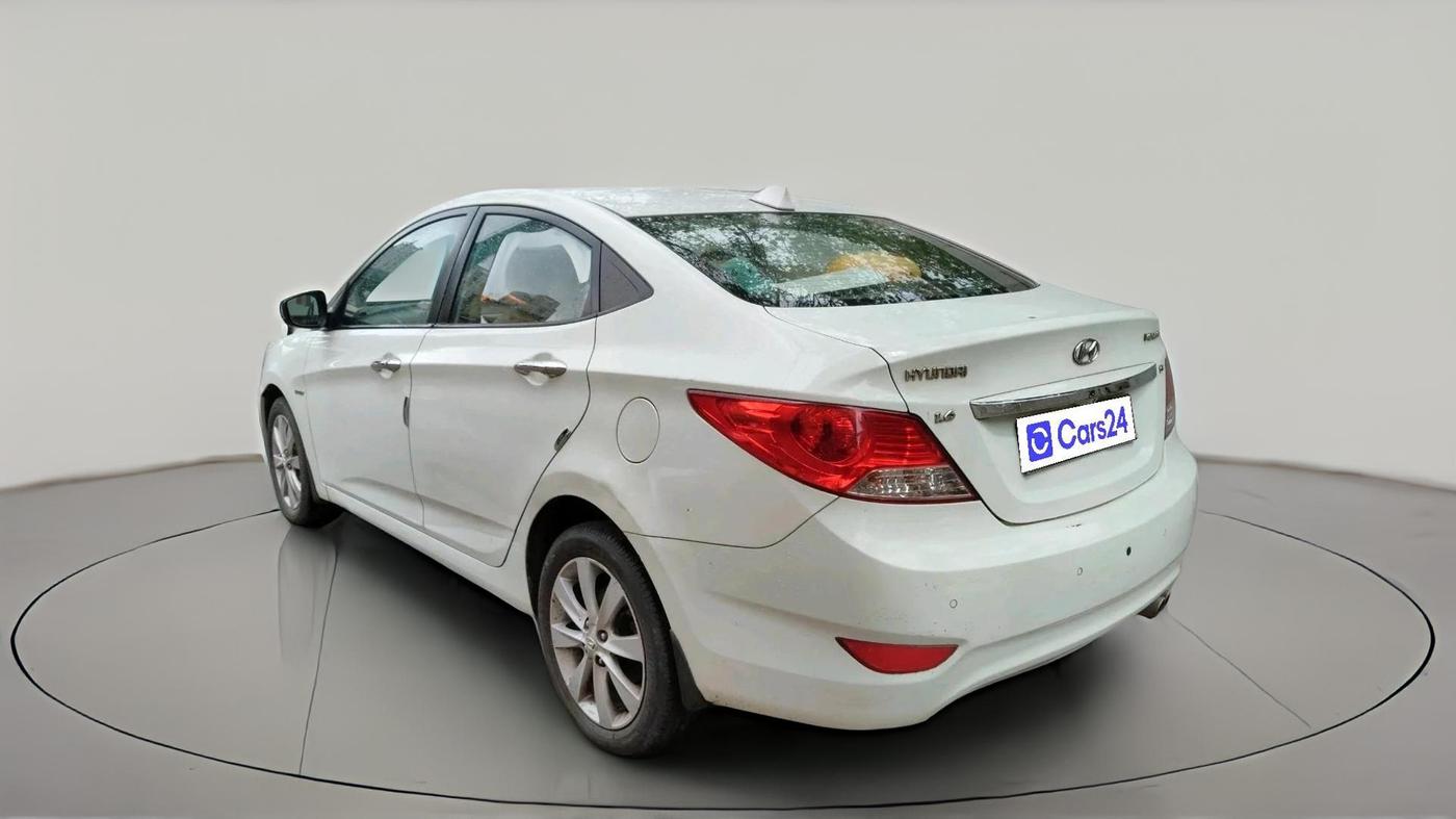2011 Hyundai Verna FLUIDIC 1.6 VTVT SX, Petrol, Manual, 67,167 km, exterior