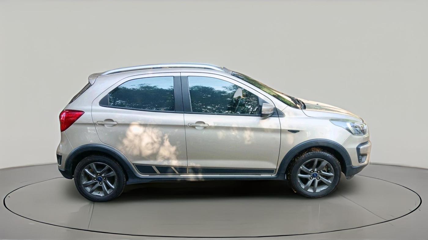 2018 Ford FREESTYLE TITANIUM 1.2 PETROL, Petrol, Manual, 20,300 km, exterior