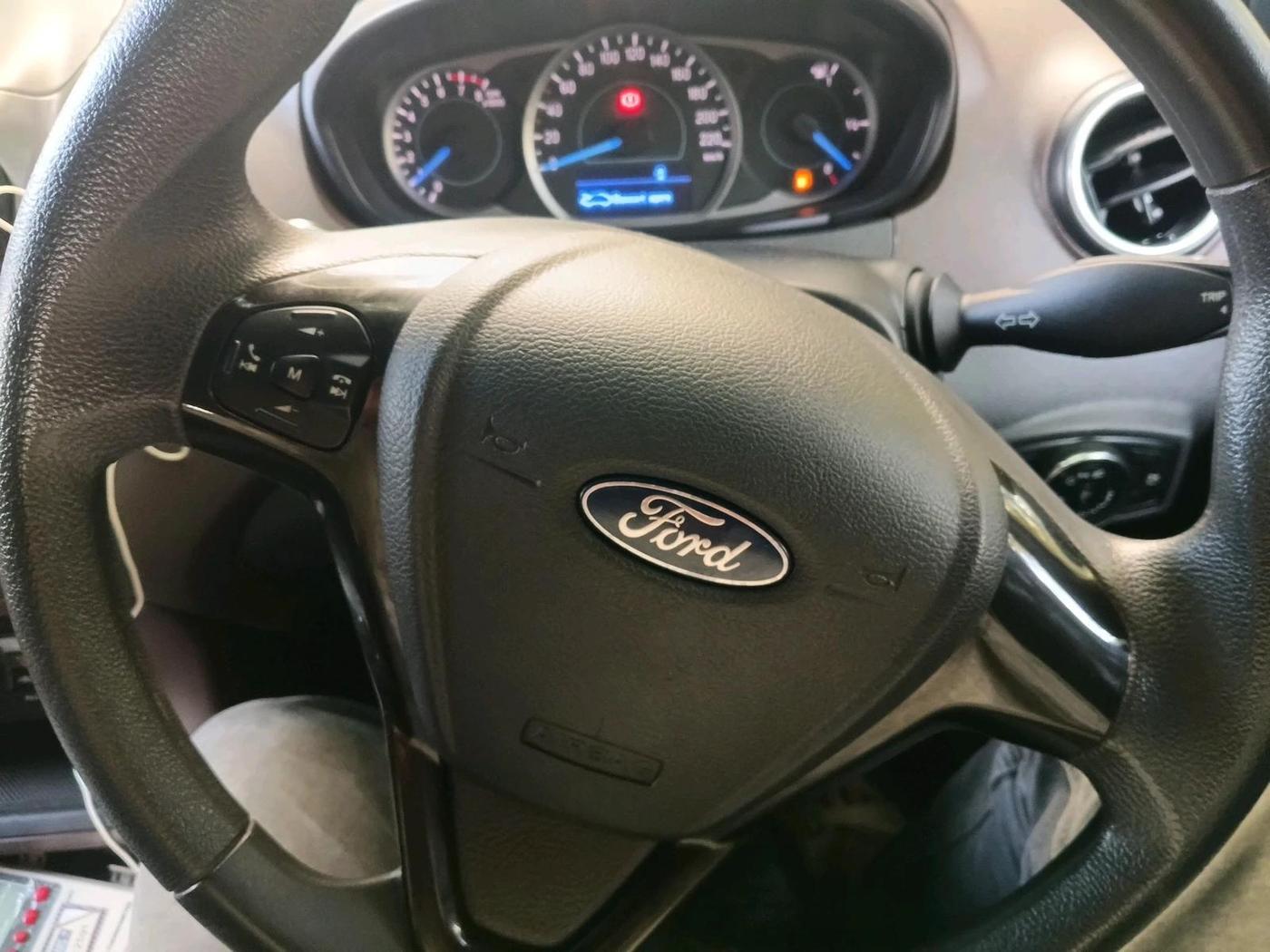 2018 Ford FREESTYLE TITANIUM 1.2 PETROL, Petrol, Manual, 20,300 km, interior
