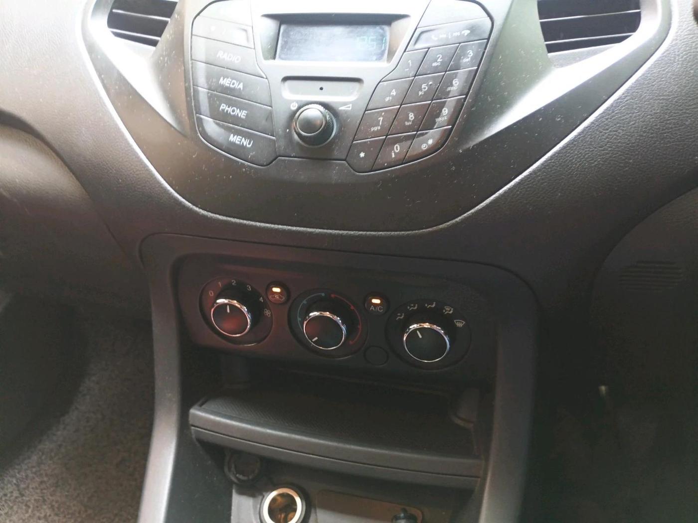 2017 Ford New Figo TREND 1.5L DIESEL, Diesel, Manual, 1,43,258 km, interior