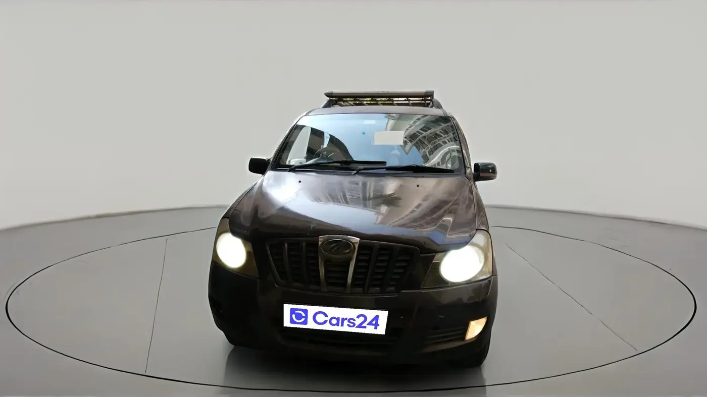 2010 Mahindra Xylo E6, Diesel, Manual, 82,983 km, exterior