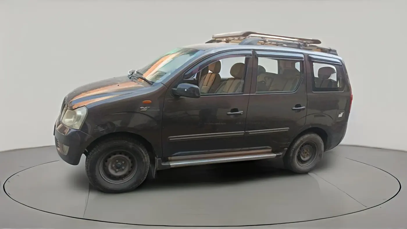 2010 Mahindra Xylo E6, Diesel, Manual, 82,983 km, exterior