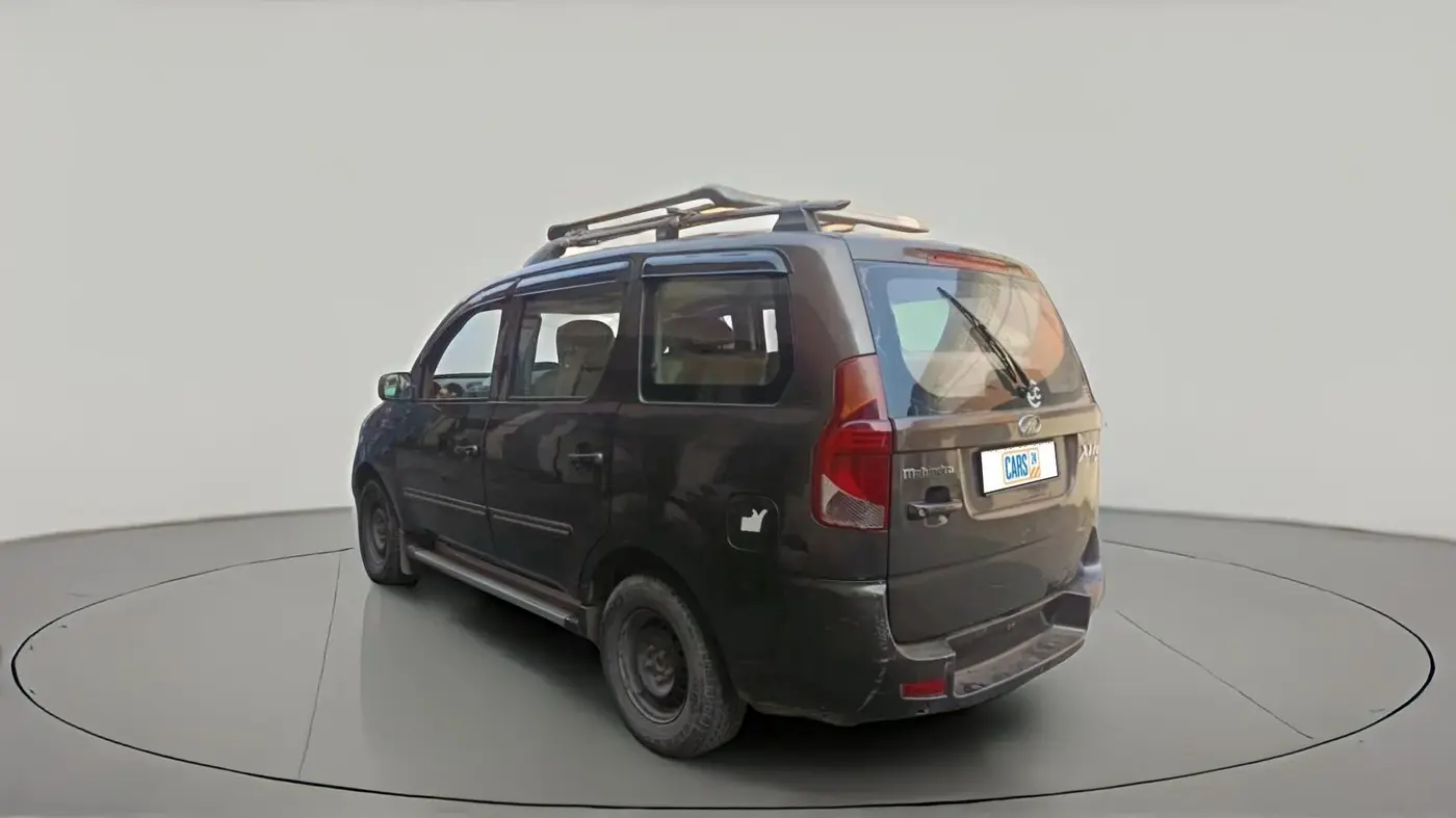 2010 Mahindra Xylo E6, Diesel, Manual, 82,983 km, exterior